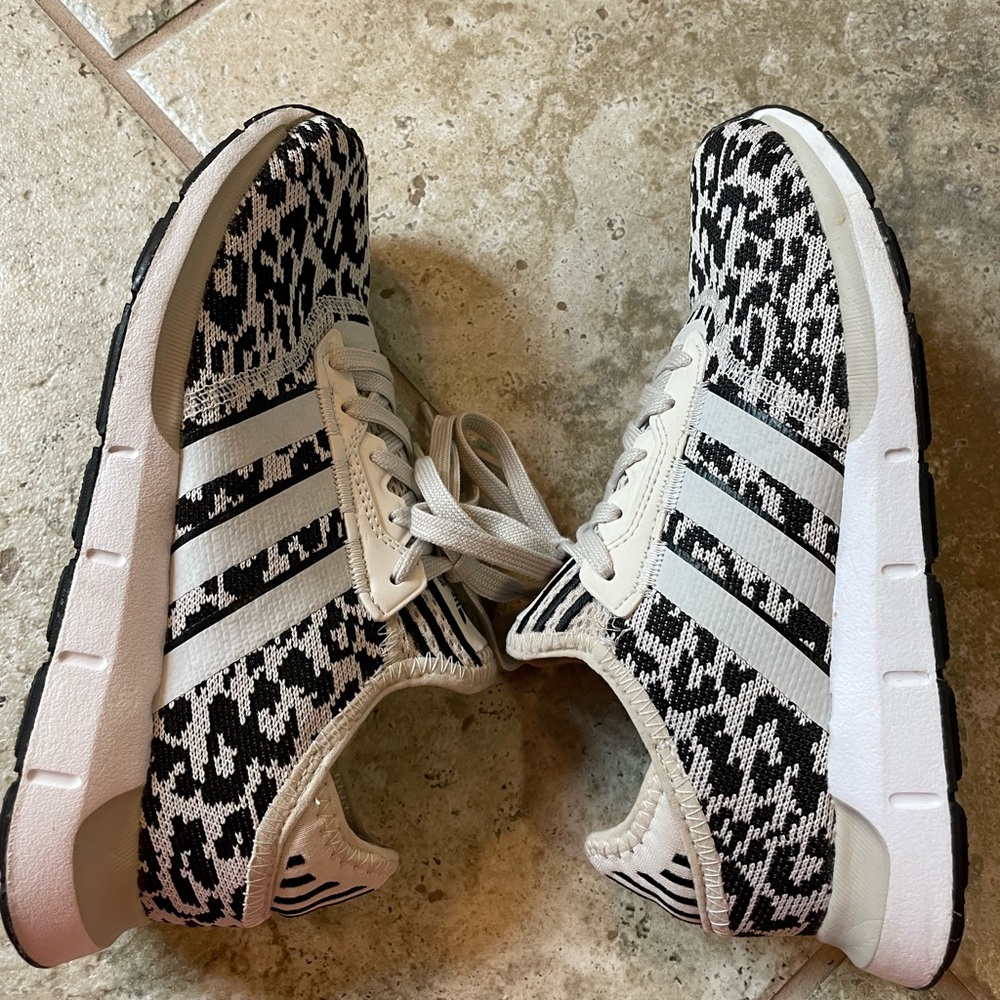 Adidas swift run X Sneaker leopard print